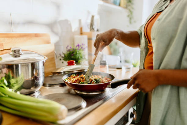 What to Look For When Buying a Cooker in Uganda